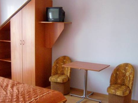 Pokoje Gościnne Kopernika 23 POKOJE GOŚCINNE KOPERNIKA 23, ZAPRASZAMY!?v=1.0